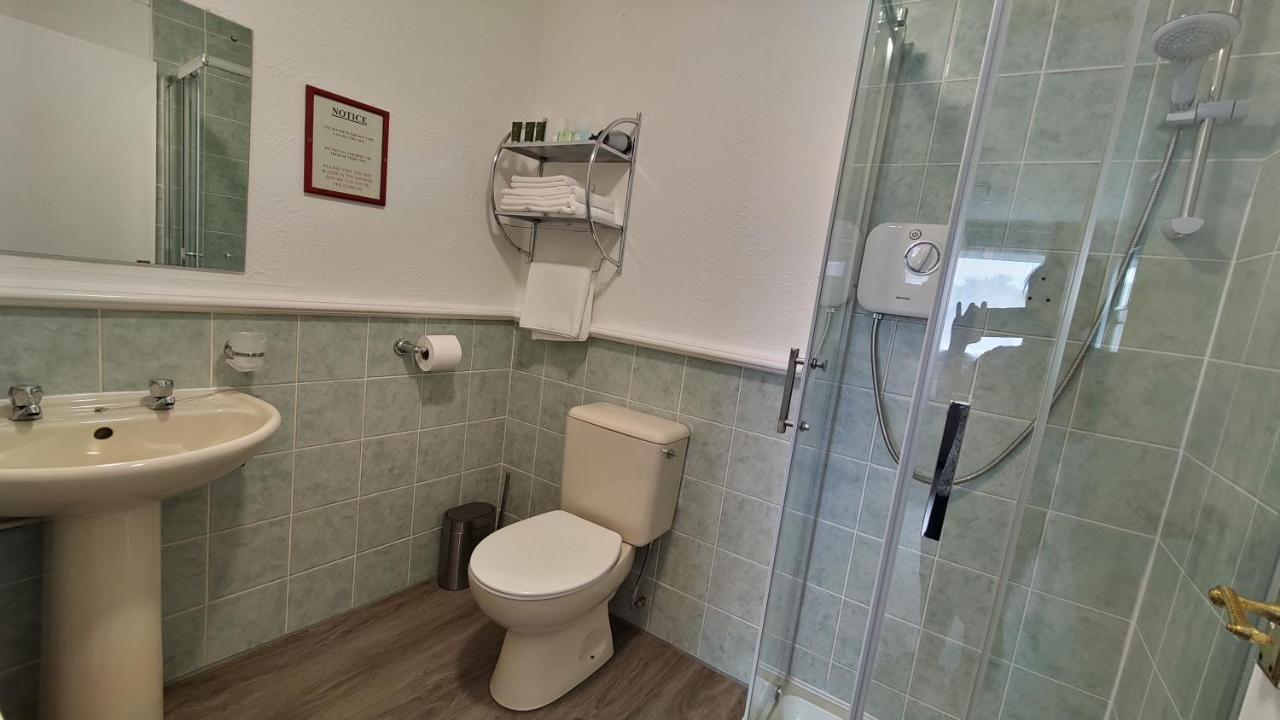 Orient B&B Holyhead Εξωτερικό φωτογραφία