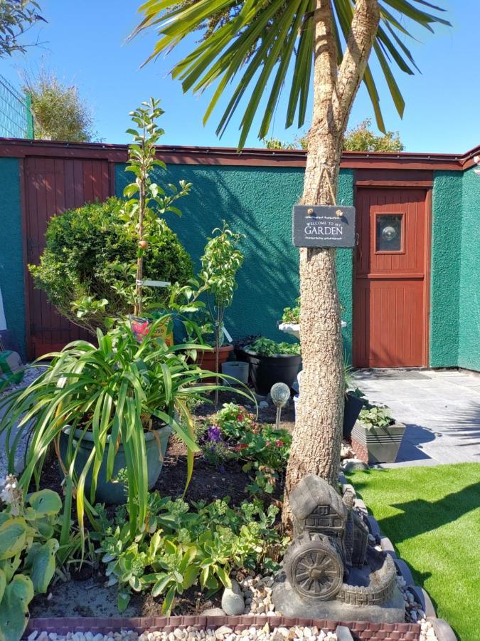 Orient B&B Holyhead Εξωτερικό φωτογραφία