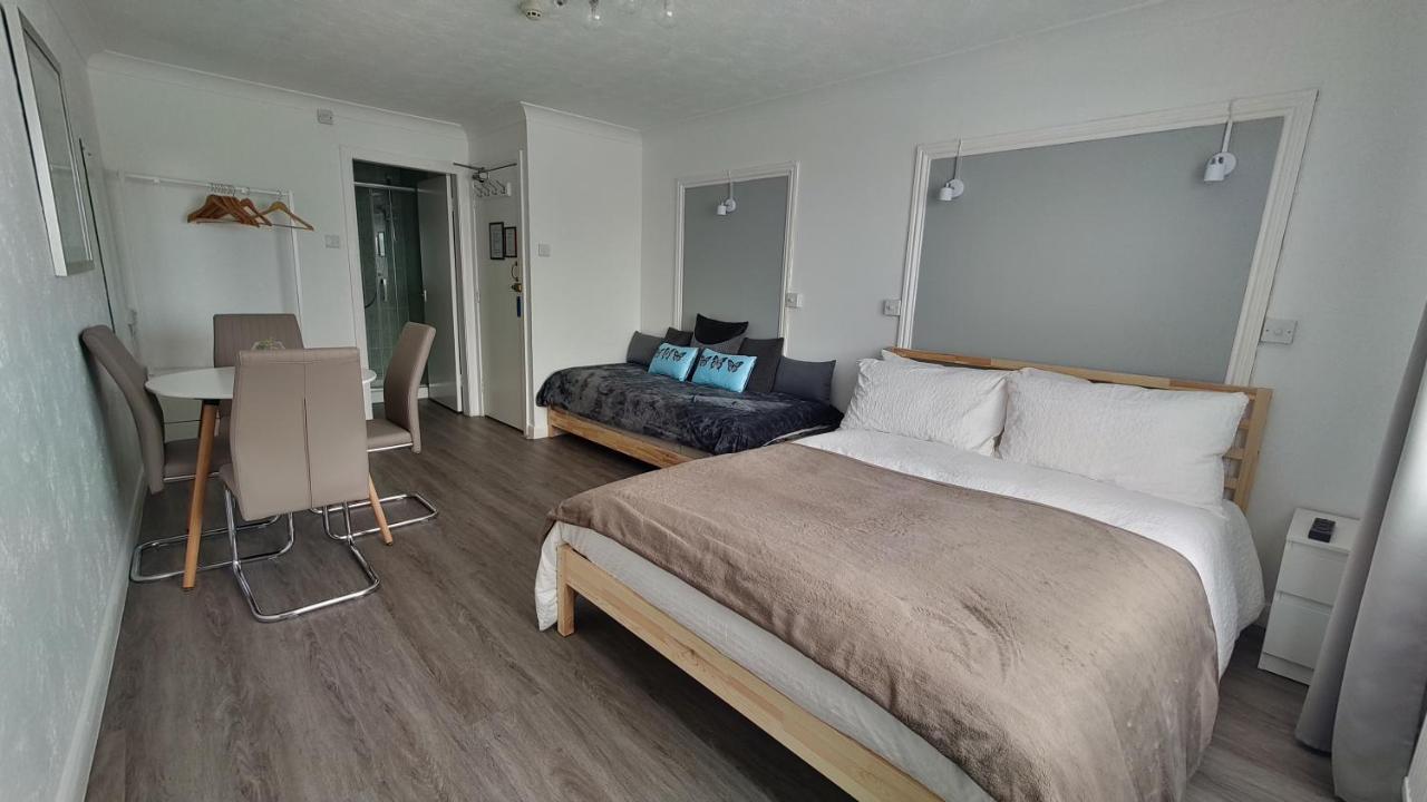 Orient B&B Holyhead Εξωτερικό φωτογραφία