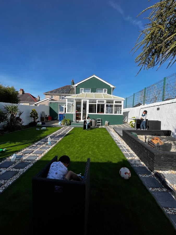 Orient B&B Holyhead Εξωτερικό φωτογραφία